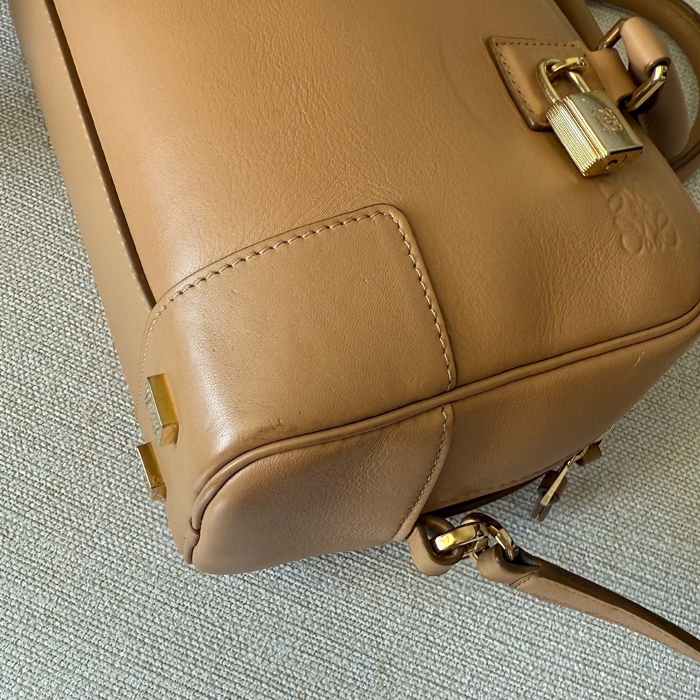 Loewe Retail-$3450 Amazona 23 Leather Bowling Bag in Warm Desert -good condition - Picture 15 of 16